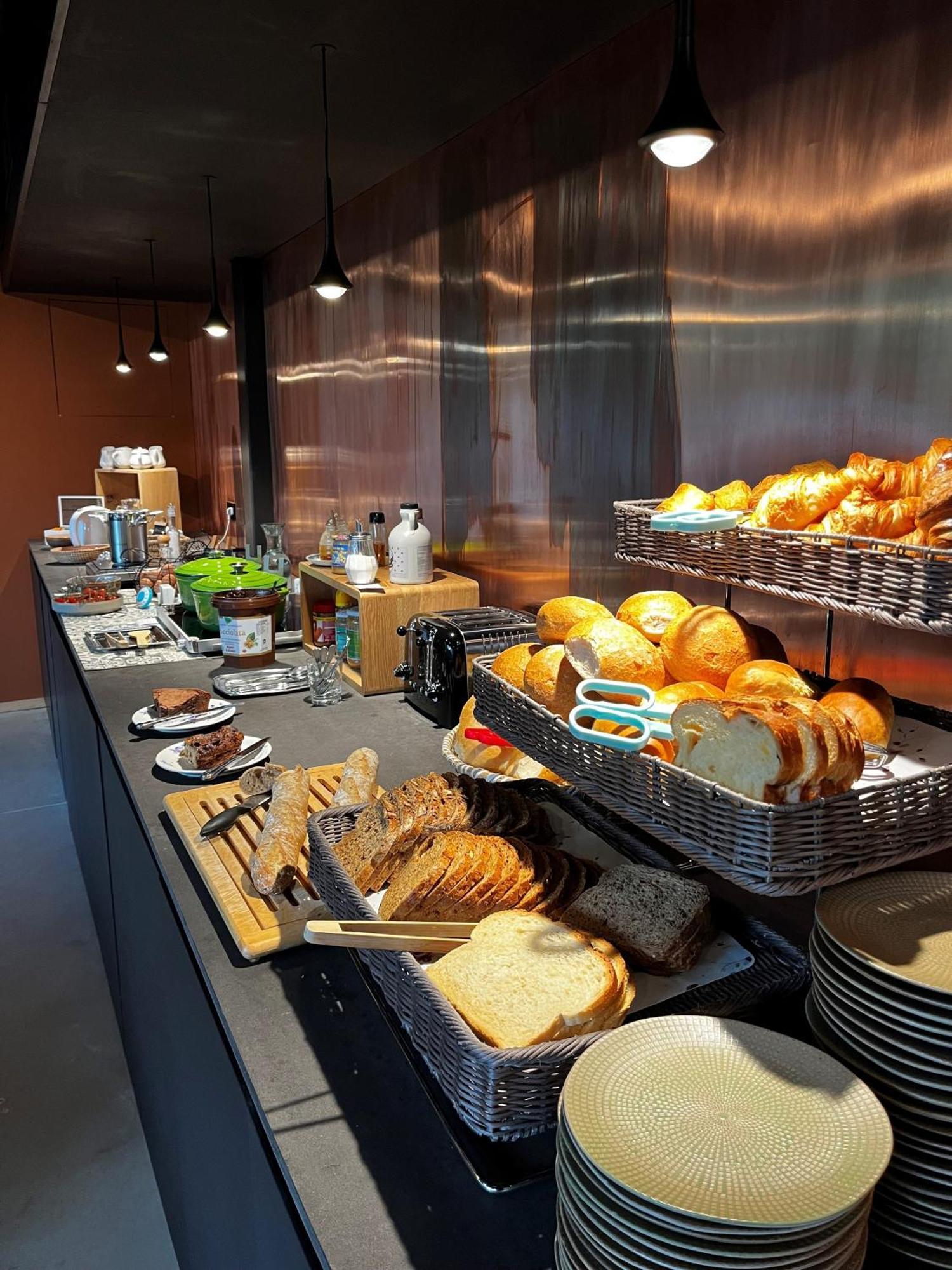Hostellerie La Claire Fontaine, Logis Hotels & Spa La-Roche-en-Ardenne Ngoại thất bức ảnh