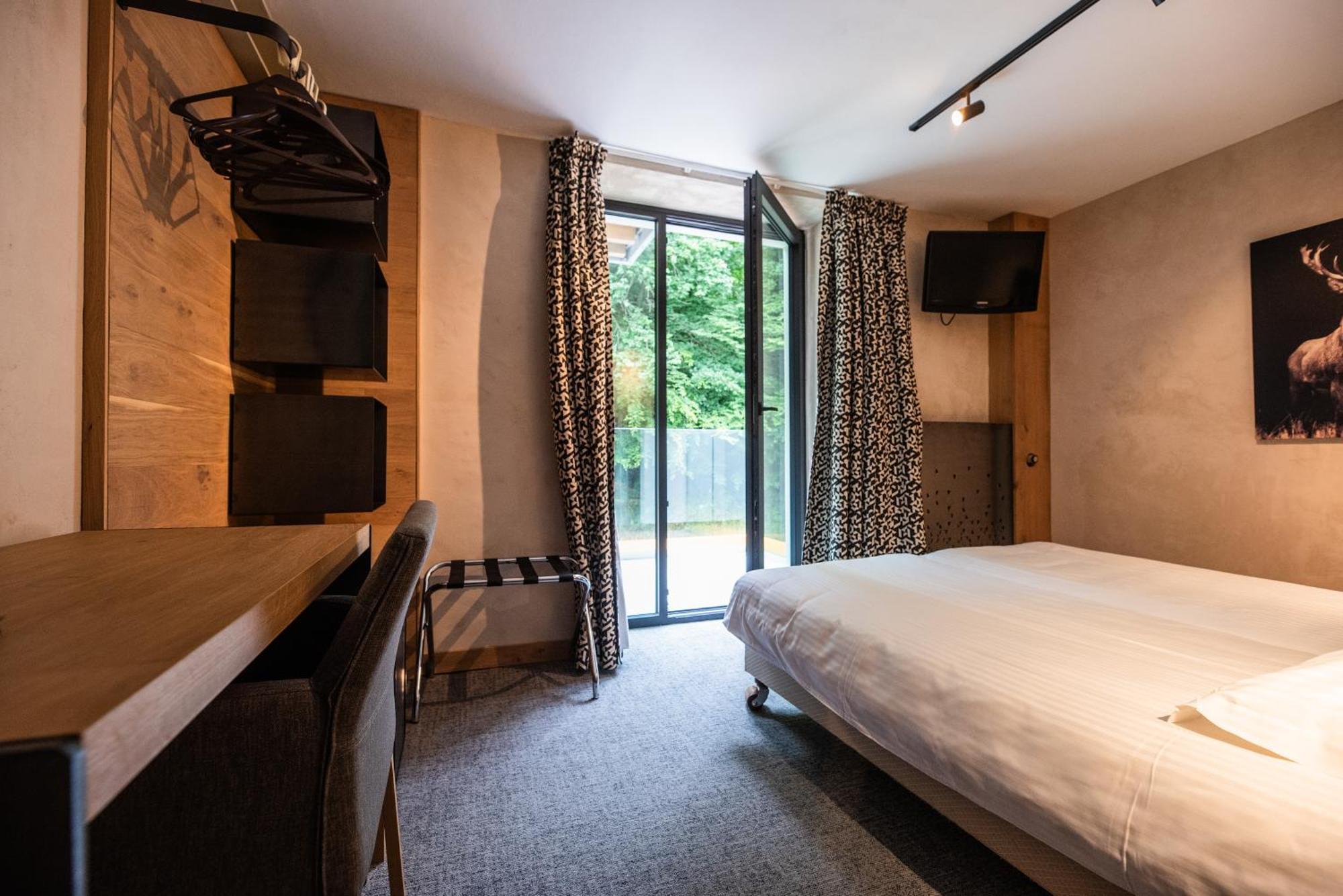 Hostellerie La Claire Fontaine, Logis Hotels & Spa La-Roche-en-Ardenne Ngoại thất bức ảnh